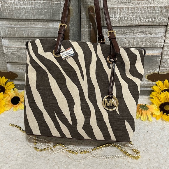 Authentic Michael Kors Animal Print Canvas Tote EUC! - Picture 9 of 12